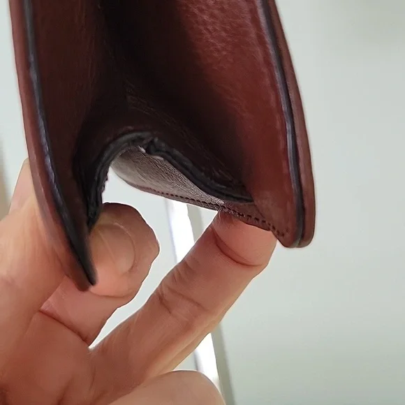 Banana Republic EUC Brown Maroon Chain Leather Shoulder Bag Clutch Flap Closure - Picture 5 of 14